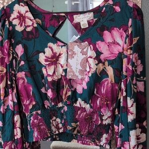 Band Of The Free Floral Balloon Sleeve Crop Top